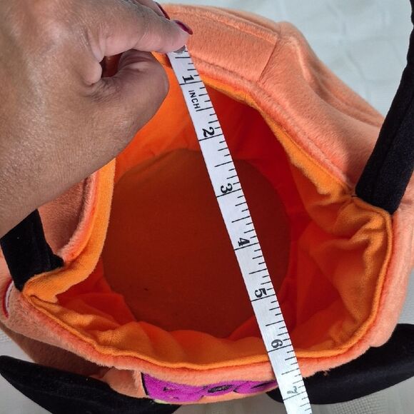 Disney Tigger Halloween Costume Bag - Orange and Black - Picture 6 of 16